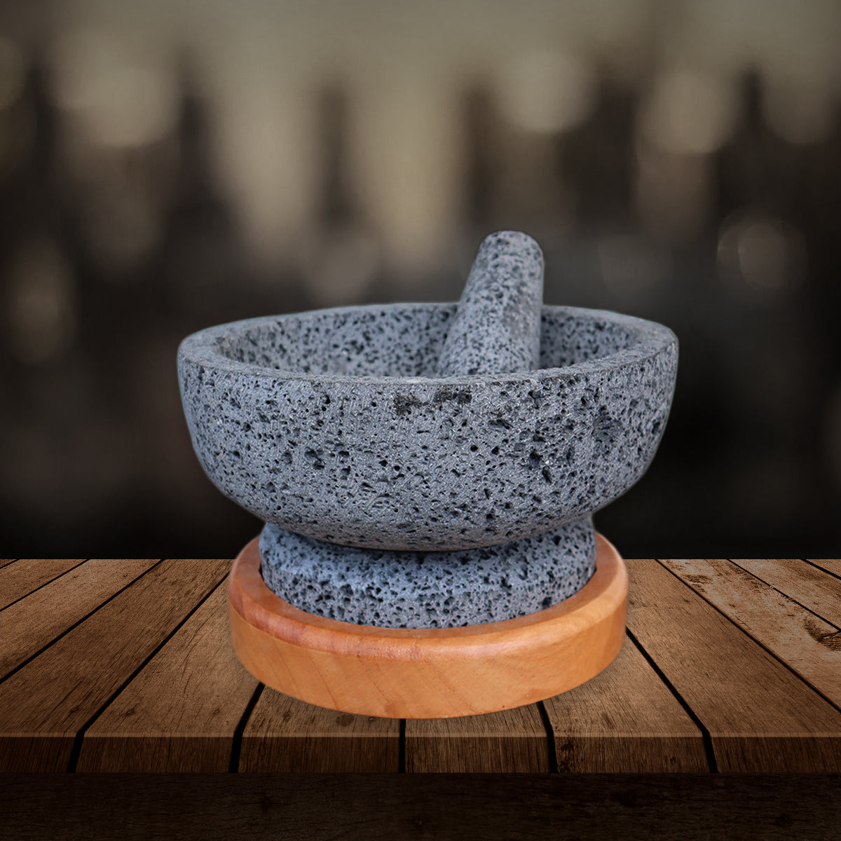 MOLCAJETE TIPO TAZON Y BASE DE MADERA 8 PG.